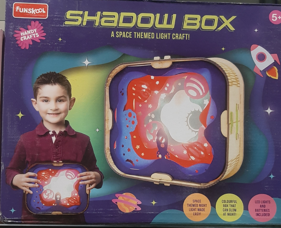 FUNSKOOL 9597500 SHADOW BOX